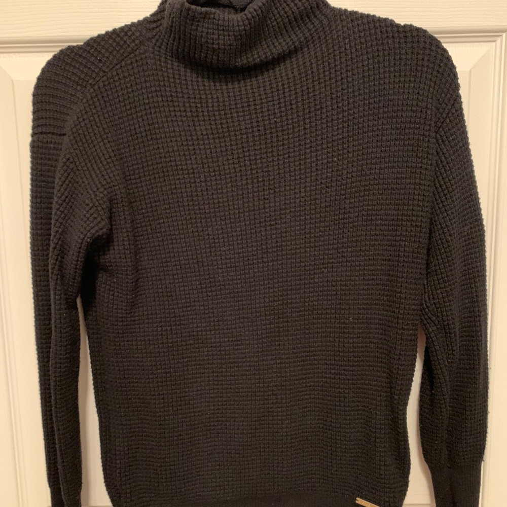 Micheal Kors sweater top